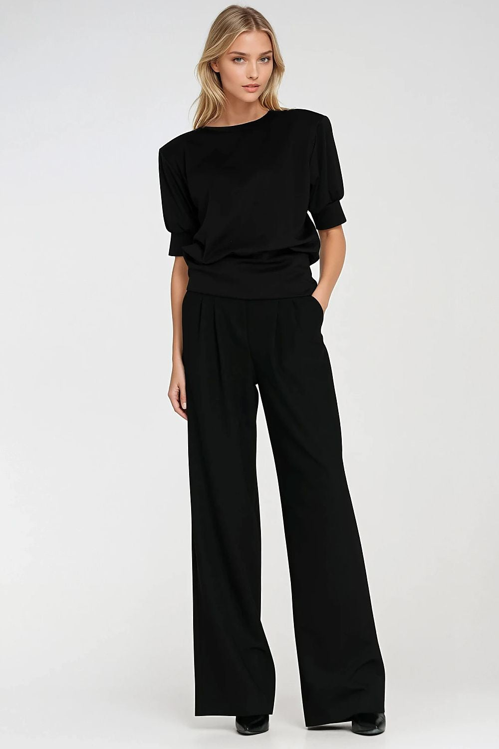 Blouse model 217573 Nife